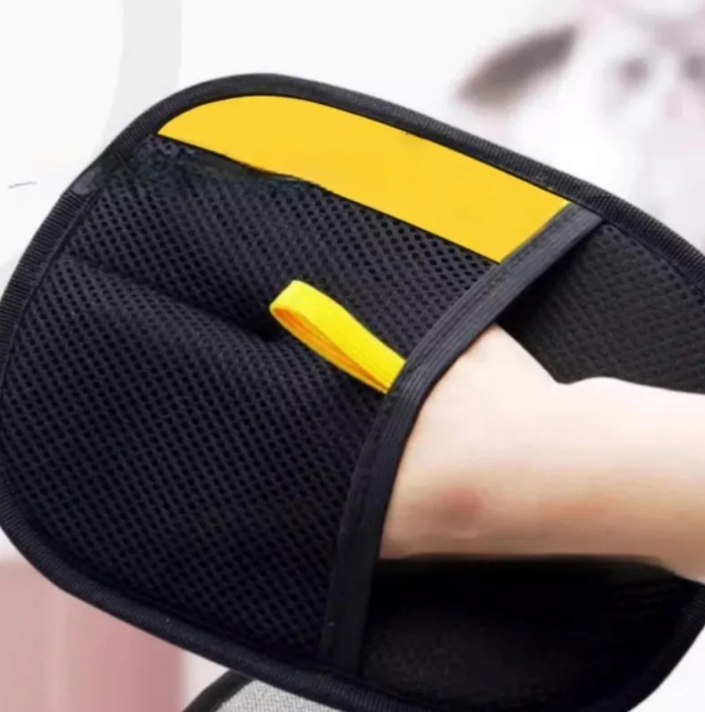 Cat Hair Removal Glove Yellow